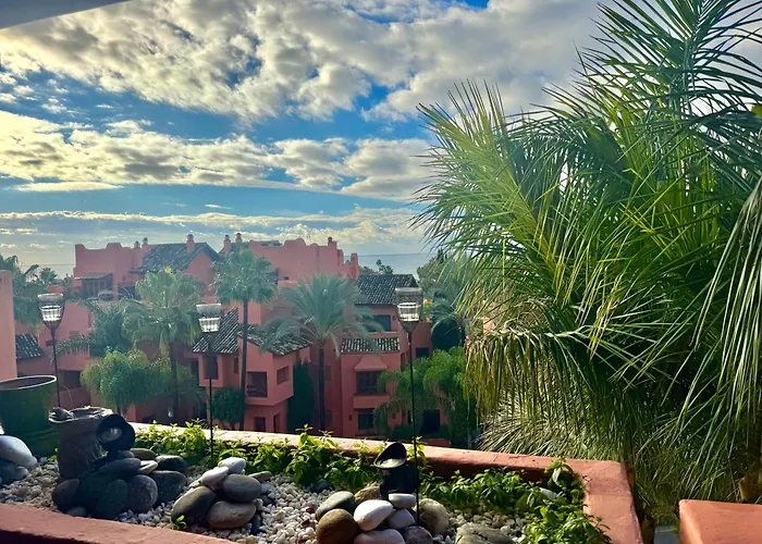 Dream Holidays By The Sea *