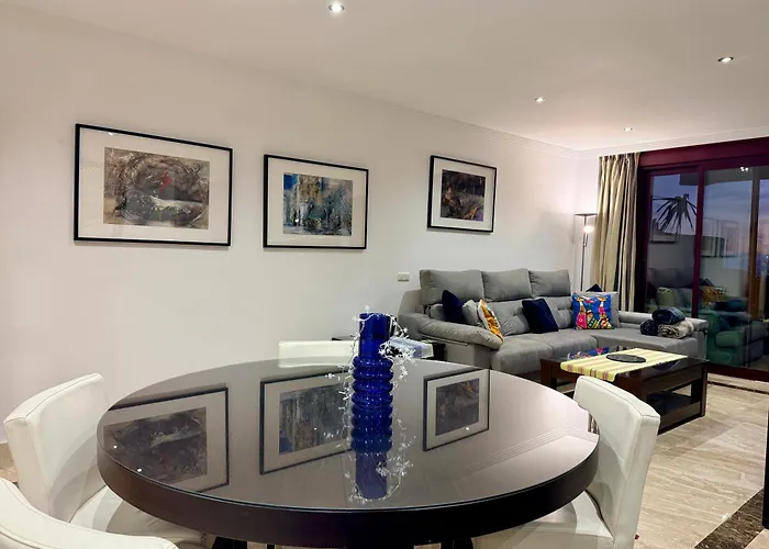 Dream Holidays By The Sea *