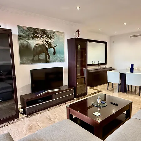 Dream Holidays By The Sea *