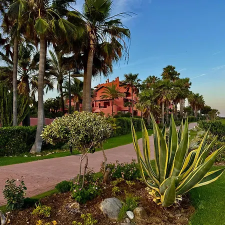 Dream Holidays By The Sea *